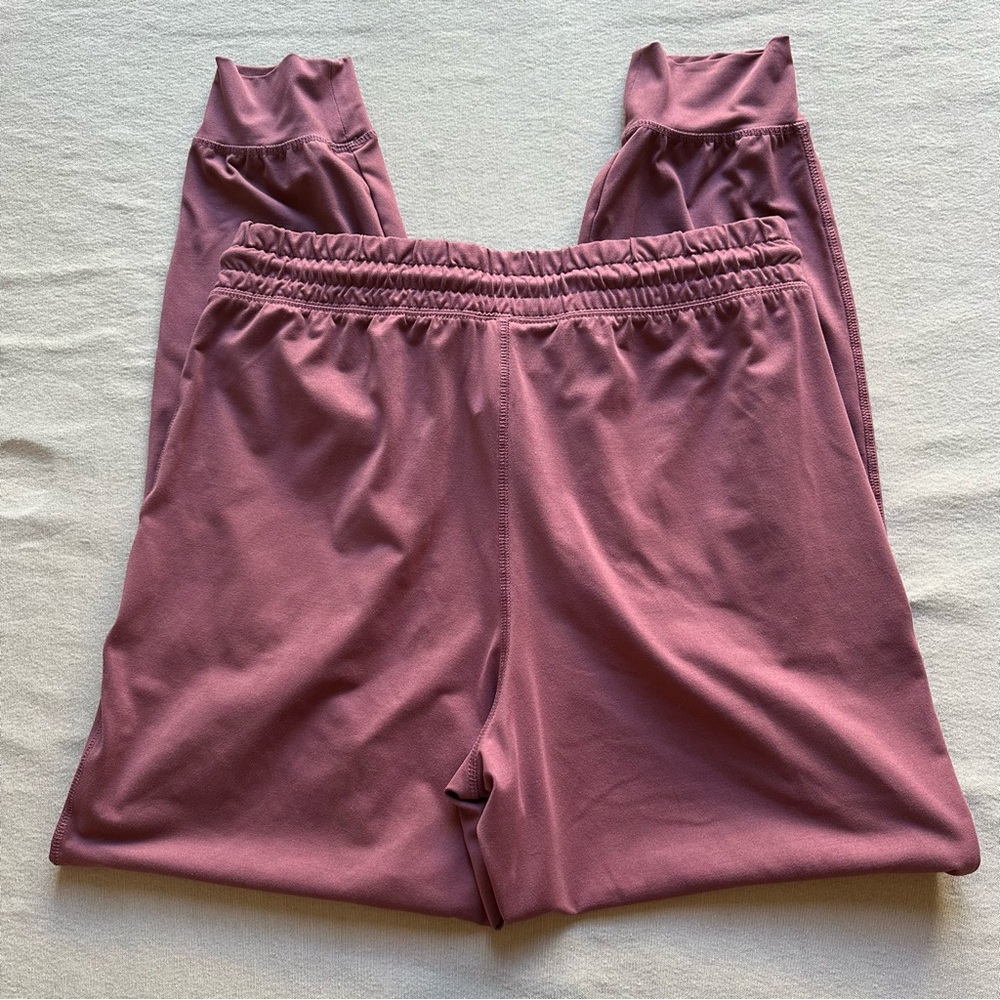 Fabletics Mauve High Waisted Performance Jogger P… - image 5